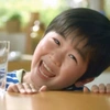 铭铭上头了